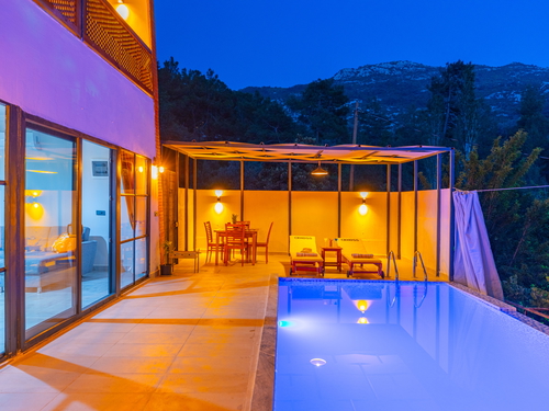  gece  -  Kasım
  | Kalkan Balayı Villası (2 Kişilik, Muhafazakar, Özel Havuzlu, Doğa İçinde)